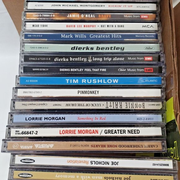 Music CD Mixed Lot of 18 - Carrie Underwood Trace Adkins Dierks Bentley ++++ C1 - Picture 2 of 2